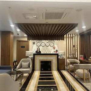 Sapphire Hotel